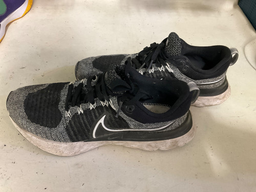 Vist Large View of Product Image Which is Used Nike Basketball Shoes M White Senior 8