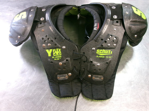 Vist Large View of Product Image Which is Used Schutt Y FLEX 4.0 FB Shoulder Pads Black XL