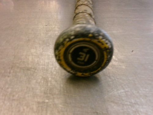 Vist Large View of Product Image Which is Used Easton BEAST HYBRID BB/SB USA 2 5/8 Bat 31"