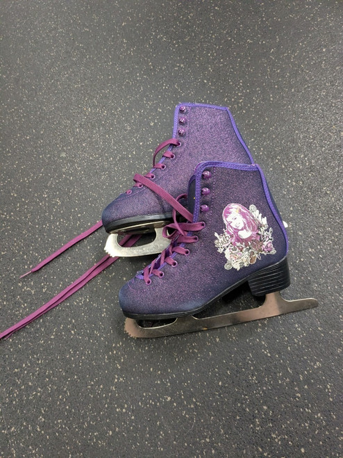 Vist Large View of Product Image Which is Used HANNAH MONTANA SKATES Girls Softboot Skate Purple Junior 04