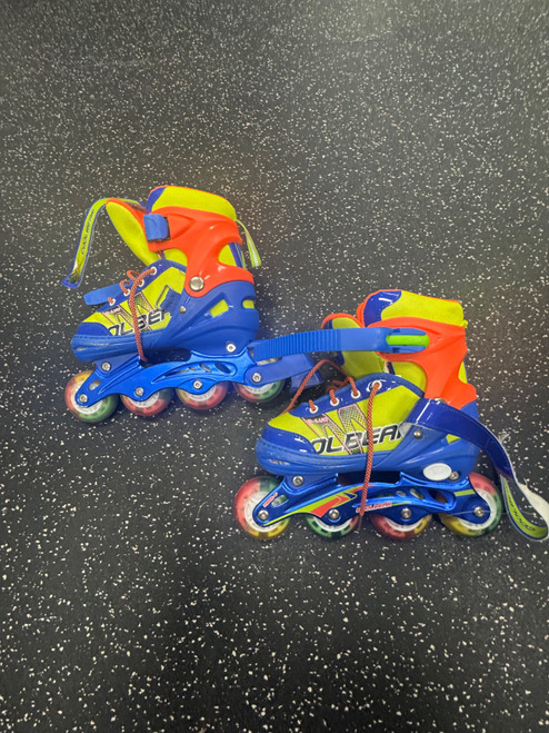 Vist Large View of Product Image Which is Used COOLBLE Junior Aggressive Skates Royal Blue Adjustable