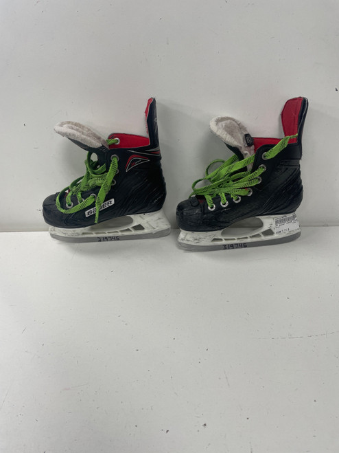 Vist Large View of Product Image Which is Used Bauer VAPOR X250 Youth Hockey Skate Youth 11.0