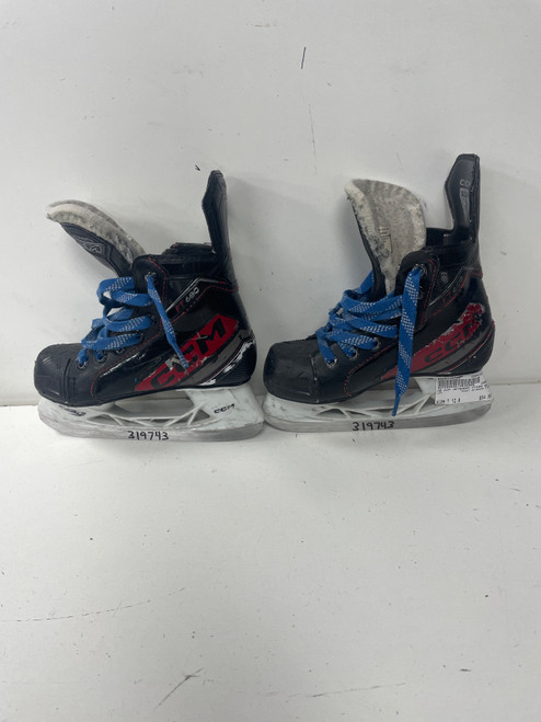 Vist Large View of Product Image Which is Used CCM JETSPEED FT680 Youth Hockey Skate Youth 12.0