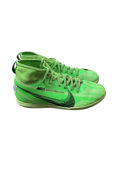 Vist Large View of Product Image Which is Used Nike Soccer Indoor Shoes Green Junior 04.5