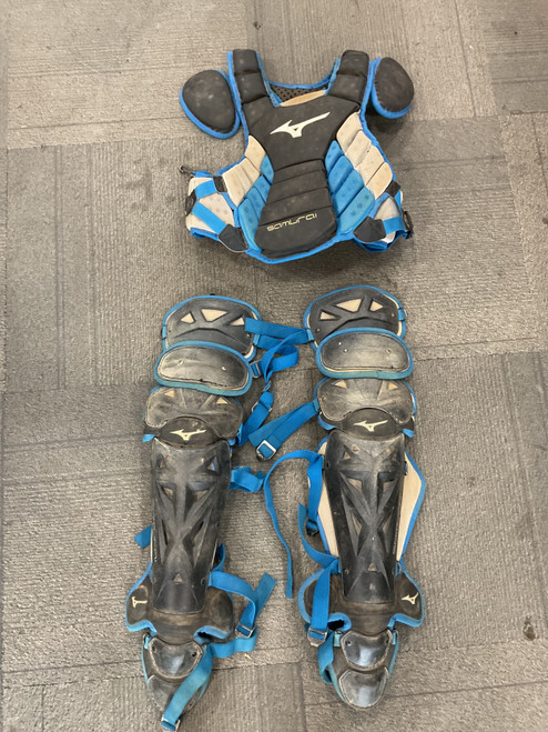 Vist Large View of Product Image Which is Used Mizuno SAMURAI CHEST AND LEG GUARDS Catchers Equipment Other