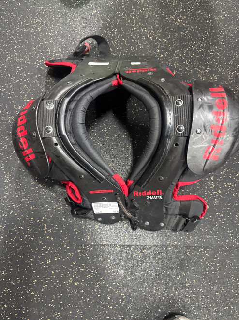 Vist Large View of Product Image Which is Used Riddell Z MATTE FB Shoulder Pads Red MD
