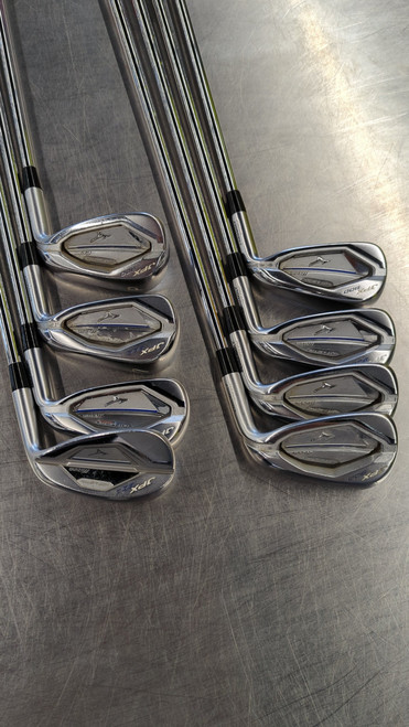 Vist Large View of Product Image Which is Used Mizuno JPX 900 IRON SET Mens Iron Set RH 4I-GW/AW