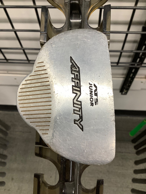 Vist Large View of Product Image Which is Used Affinity Jr Putter RH