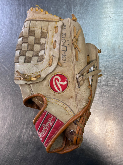 Vist Large View of Product Image Which is Used Rawlings RBG60 BB/SB Glove RH Throw Tan 13"