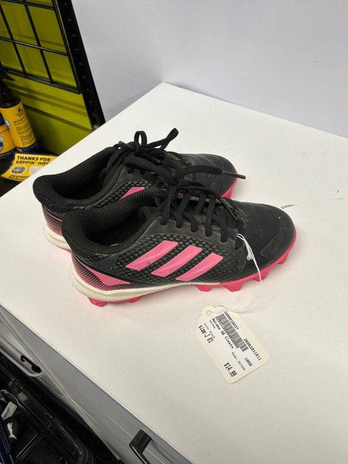 Vist Large View of Product Image Which is Used Adidas ADIDAS BB/SB Cleats Black Junior 01