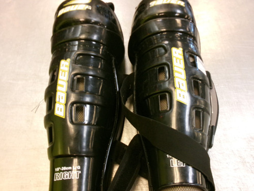 Vist Large View of Product Image Which is Used Bauer IMPACT 500 Senior Shin Guards Black 15"