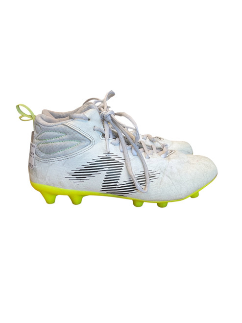 Vist Large View of Product Image Which is Used New Balance Jr FB Cleats White Junior 04