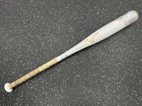 Vist Large View of Product Image Which is Used Mizuno FINCH FP 27/14 -13 Fastpitch Bat 