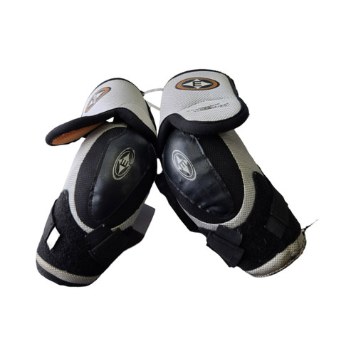 Vist Large View of Product Image Which is Used Easton SYNERGY 300 YTH MD ELBOW PADS Junior Elbow Pads MD
