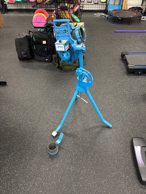 Vist Large View of Product Image Which is Used Jugs LITE-FITE 11 FOAM BALL ONLY BB/SB Pitching Machine
