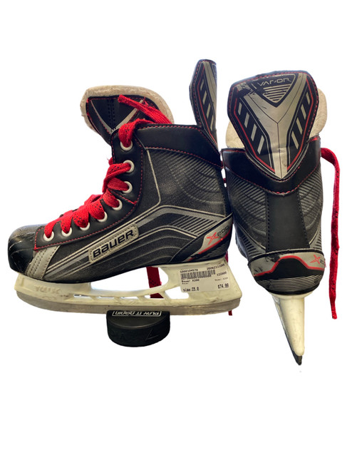 Vist Large View of Product Image Which is Used Bauer X200 Intermediate Hockey Skate Intermediate 5.0