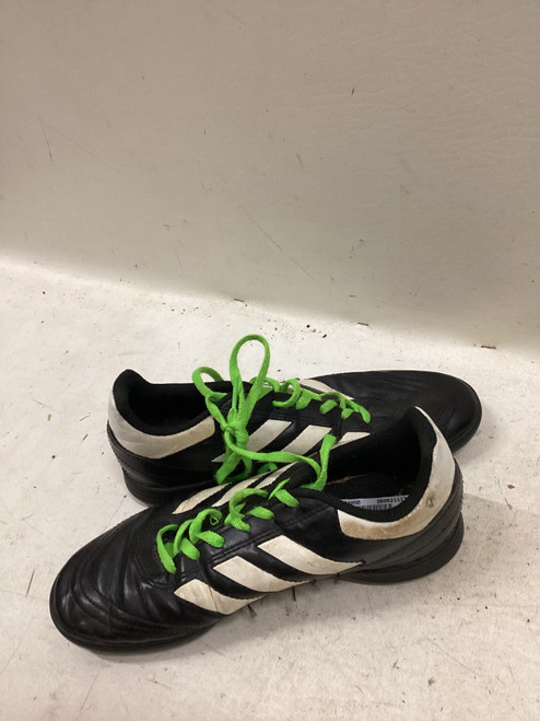 Vist Large View of Product Image Which is Used Adidas Soccer Turf Shoes Clear And Black Senior 5