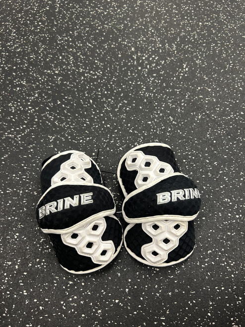 Vist Large View of Product Image Which is Used Brine TRIUMPH Lacrosse Arm Pads/Guards Black SM