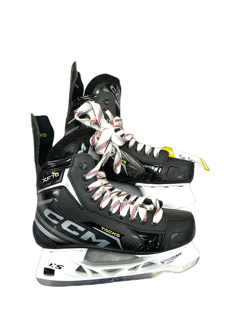 Vist Large View of Product Image Which is Used CCM XF70 Intermediate Hockey Skate Intermediate 6.0