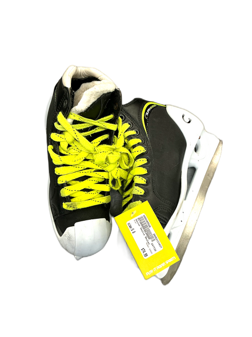 Vist Large View of Product Image Which is Used Graf G4500 Senior Goalie Skate Senior 8