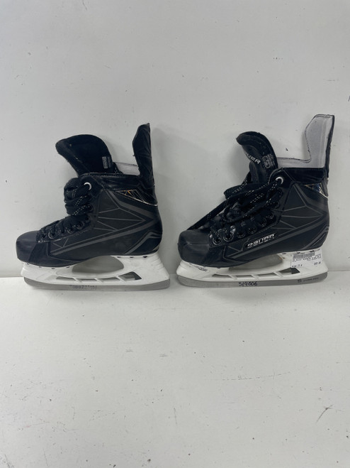 Vist Large View of Product Image Which is Used Bauer SUPREME S160 Intermediate Hockey Skate Intermediate 5.0