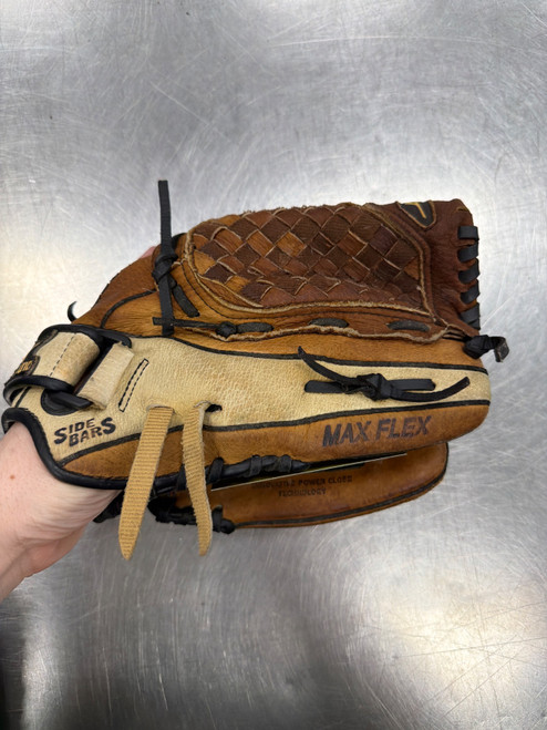 Vist Large View of Product Image Which is Used Mizuno BALLPARK BB/SB Glove RH Throw Brown 11 1/2"