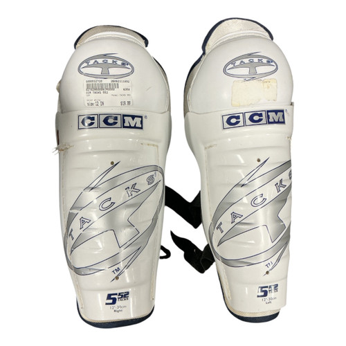Vist Large View of Product Image Which is Used CCM TACKS 552 Junior Shin Guards White 12"