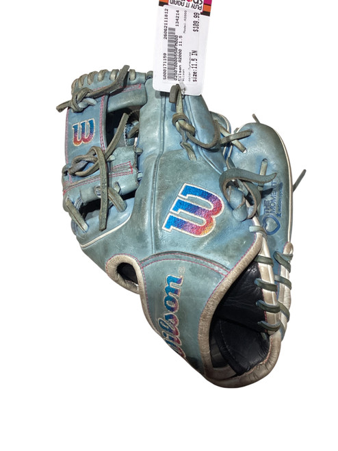 Vist Large View of Product Image Which is Used Wilson A2000 BB/SB Glove RH Throw Turquoise 11 1/2"