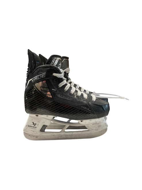 Vist Large View of Product Image Which is Used True CATALYST 9X4 HOCKEY SKATE SZ J 3 Junior Hockey Skate Junior 03
