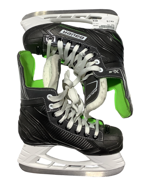 Vist Large View of Product Image Which is Used Bauer XLS Junior Hockey Skate Junior 03