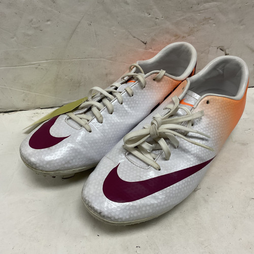 Vist Large View of Product Image Which is Used Nike Mercurial Victory 553633-168 Soccer Cleats Orange And White Senior 9.5