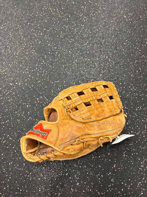 Vist Large View of Product Image Which is Used MacGregor GSB BB/SB Glove RH Throw Brown 12"