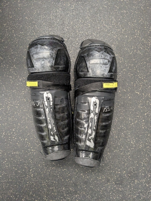 Vist Large View of Product Image Which is Used CCM ASV Senior Shin Guards Black 14"