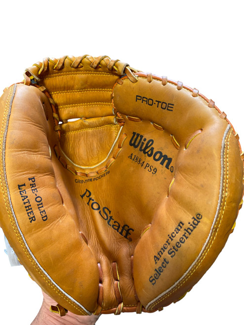 Vist Large View of Product Image Which is Used Wilson PRO STAFF BB/SB Catchers RH Throw Tan 32"