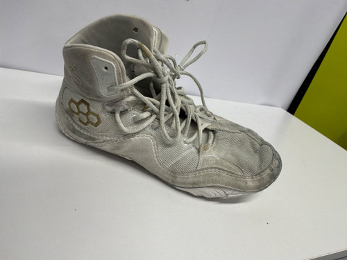 Vist Large View of Product Image Which is Used Rudis Wrestling Shoes White Senior 9