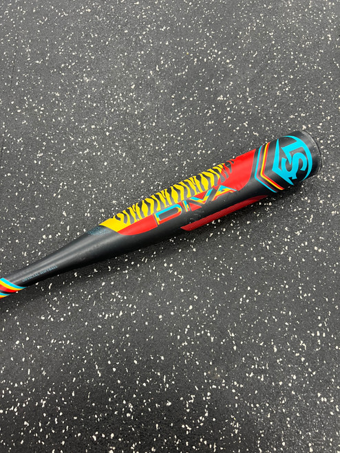 Vist Large View of Product Image Which is Used Louisville Slugger DIVA 2022 Fastpitch Bat 28/16.5 -11.5