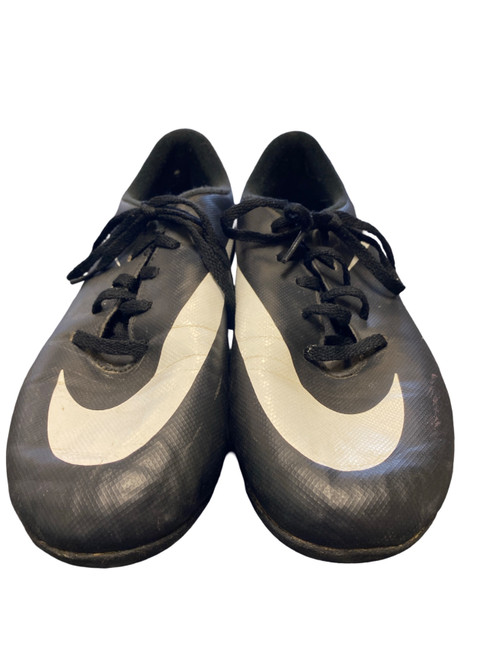Vist Large View of Product Image Which is Used Nike Soccer Cleats Black Senior 6