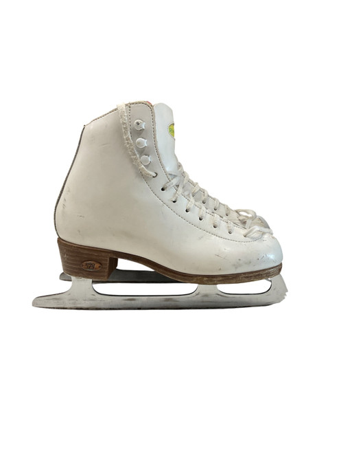 Vist Large View of Product Image Which is Used Riedell 17 SZ 2.5 Girls Figure Skate White Junior 02.5