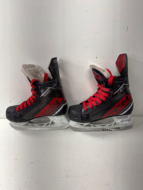 Vist Large View of Product Image Which is Used CCM JETSPEED FT6 PRO Youth Hockey Skate Youth 12.5 (new= $250)
