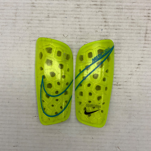 Vist Large View of Product Image Which is Used Nike MERCURIAL Soccer Shin Guards Junior Yellow Junior
