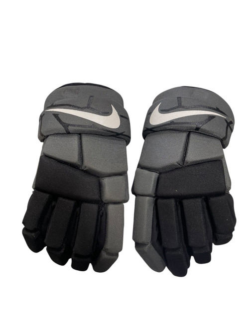 Vist Large View of Product Image Which is Used Nike VAPOR LT Lacrosse Gloves Junior Black And Grey MD