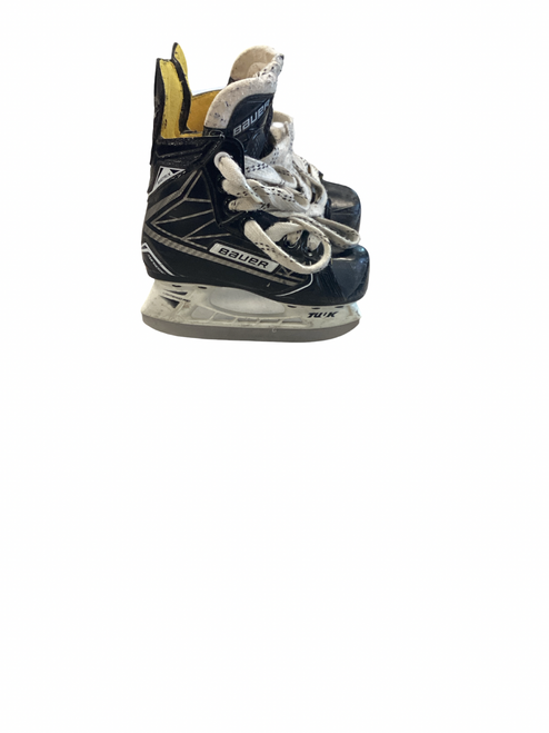 Vist Large View of Product Image Which is Bauer SUPREME MATRIX Youth Hockey Skate Youth 09.0
