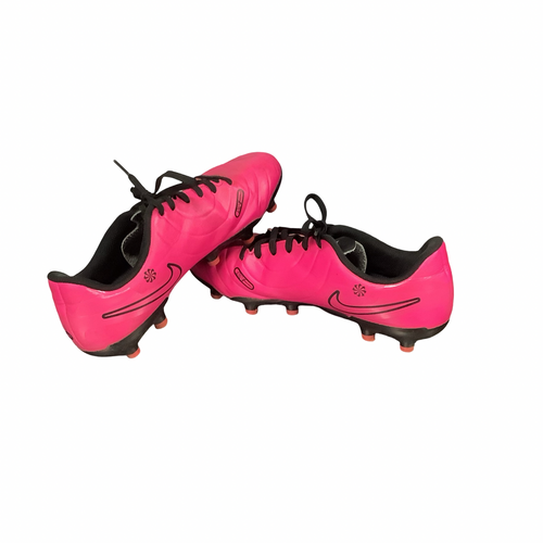 Vist Large View of Product Image Which is Used Nike Soccer Cleats Pink Senior 6