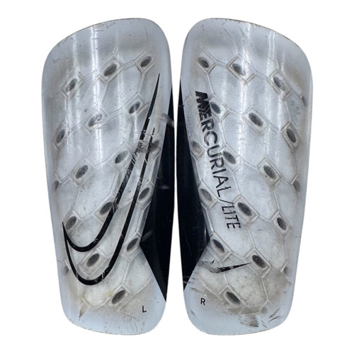 Vist Large View of Product Image Which is Used Nike Soccer Shin Guards Junior None Junior