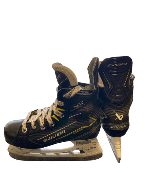 Vist Large View of Product Image Which is Used Bauer M40 Intermediate Hockey Skate Intermediate 3.5