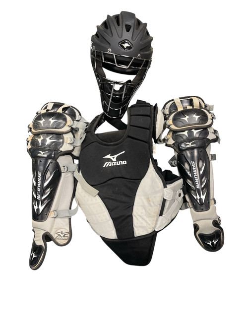 Vist Large View of Product Image Which is Used Mizuno SAMAURI YOUTH 14.5IN SET Catchers Equipment Other