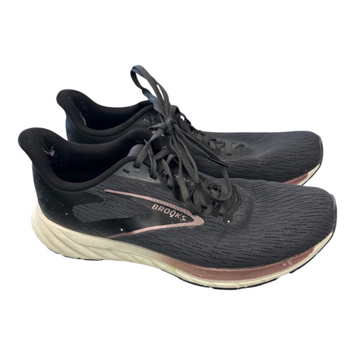 Vist Large View of Product Image Which is Running shoes