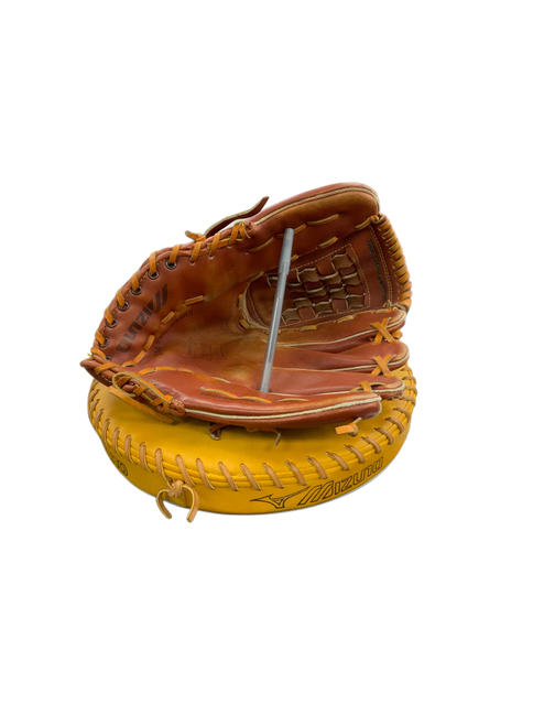 Vist Large View of Product Image Which is Used Mizuno MT1800 BB/SB Glove RH Throw Copper 12 1/2"