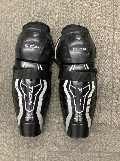 Vist Large View of Product Image Which is Used CCM TACKS Youth Shin Guards Black 9"