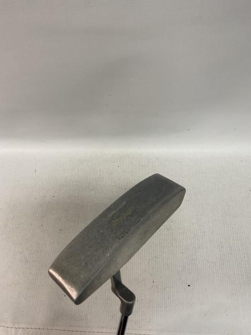 Vist Large View of Product Image Which is Used MacGregor RESPONSE Mens Putter RH